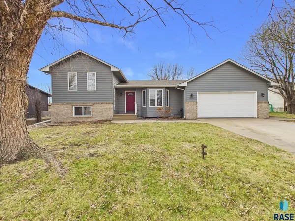 5503 W 53rd St, Sioux Falls, SD 57106