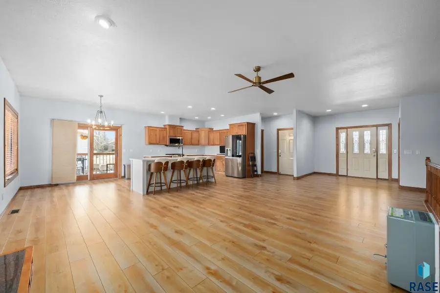 7616 W Stanford Dr, Sioux Falls, SD 57106 - #3