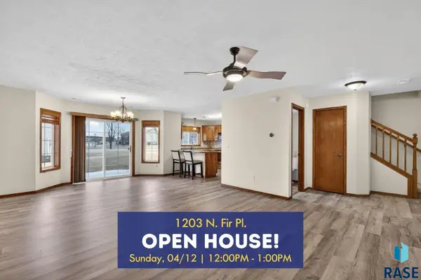 1203 N Fir Pl, Sioux Falls, SD 57107