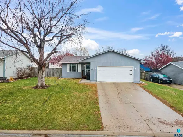 204 N Steven St, Sioux Falls, SD 57077