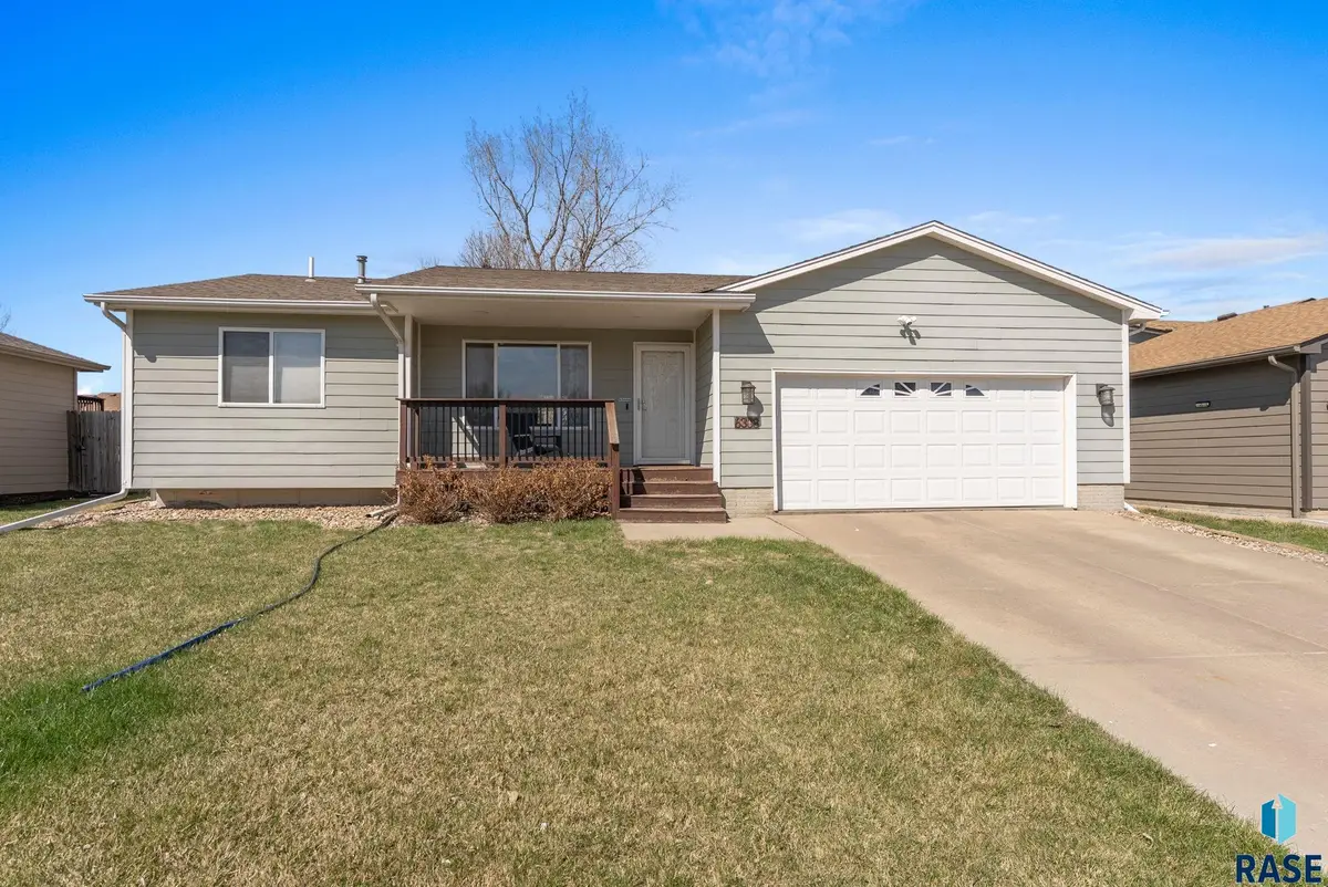 6308 W 66th St, Sioux Falls, SD 57106 - #1