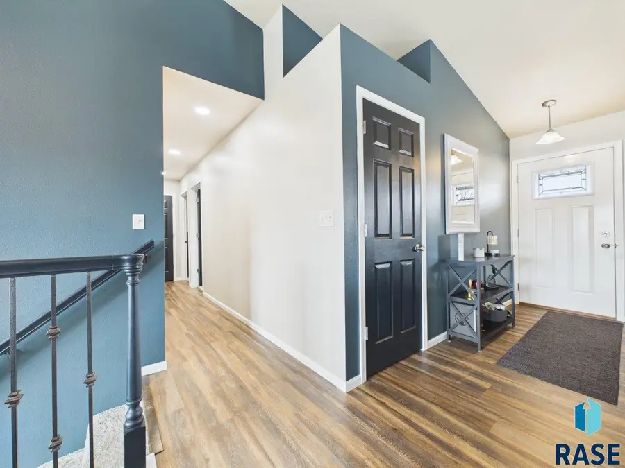 405 S Nicole Ave, Crooks, SD 57020 - #3