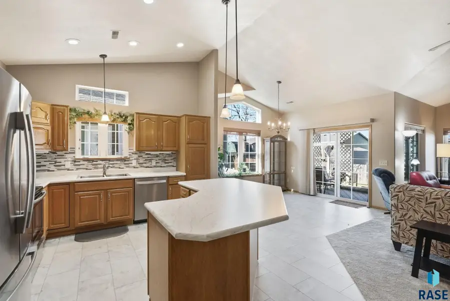 7215 S Witzke Pl, Sioux Falls, SD 57108 - #2