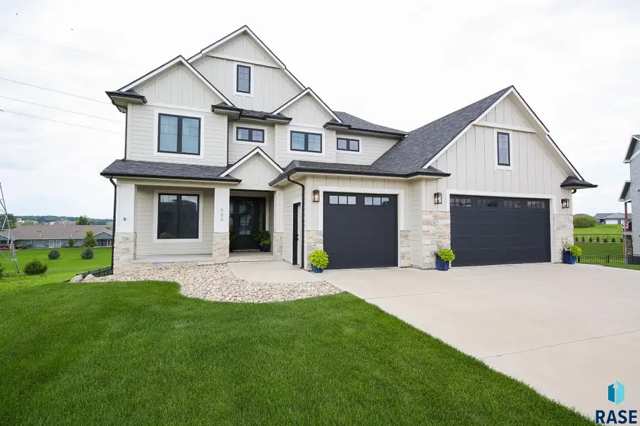 505 Sassafras Cir, Sioux Falls, SD 57110 - #2