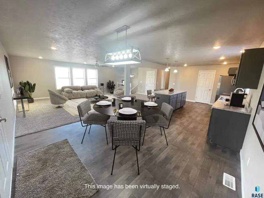 2509 N Bent Grass Ct, Sioux Falls, SD 57107 - #3