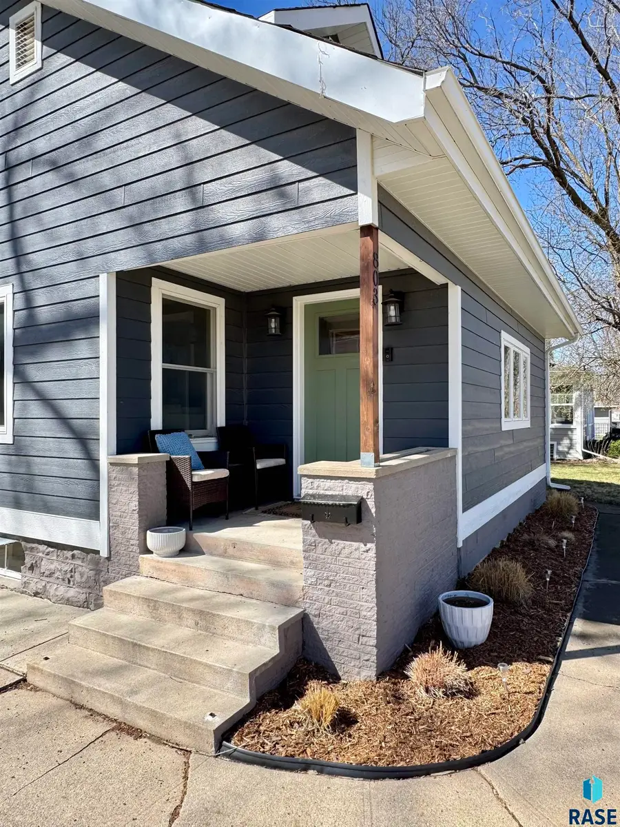 803 E 4th St, Dell Rapids, SD 57022 - #3