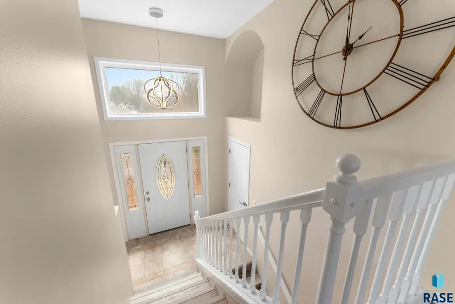 602 W Laura St, Harrisburg, SD 57032 - #3