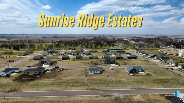 595 Wildwood Ave, Colman, SD 57017