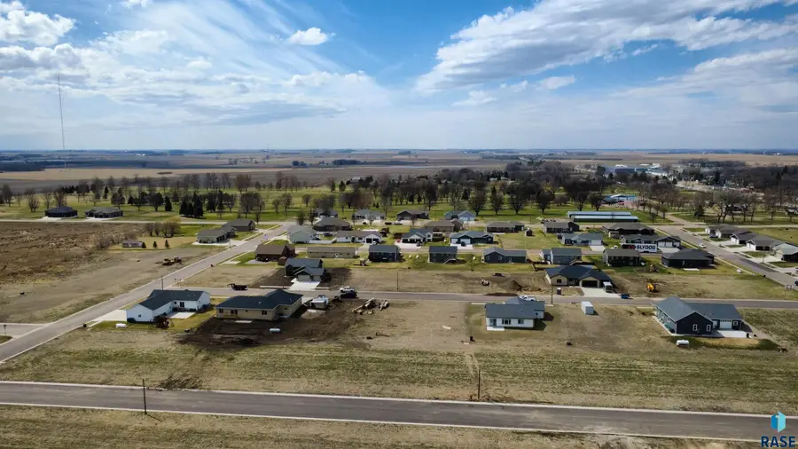 710 Wildcat Ave, Colman, SD 57017 - #3