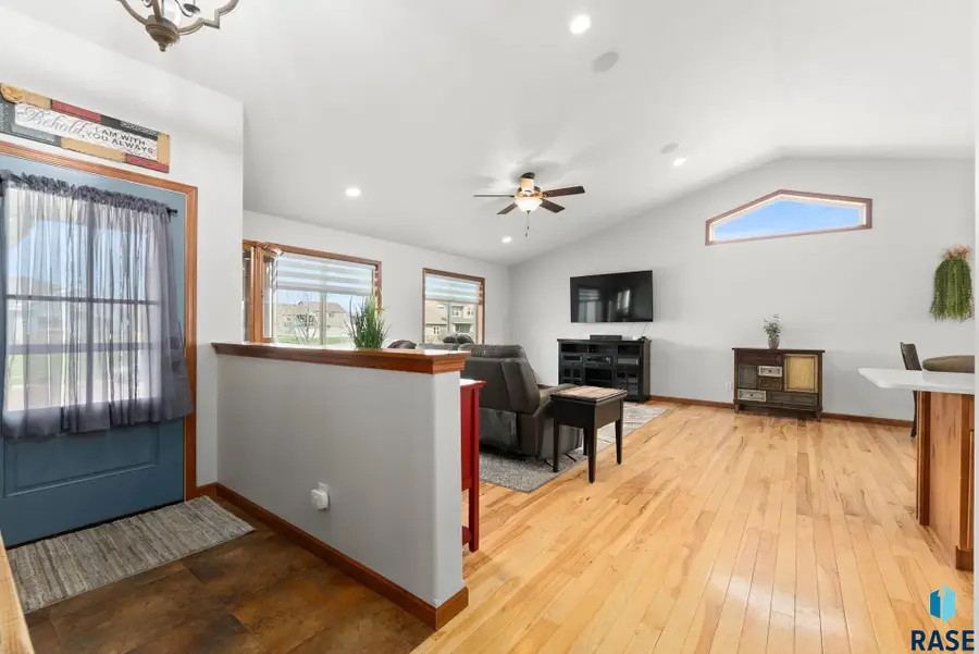 5400 S Sirocco Ave, Sioux Falls, SD 57108 - #3