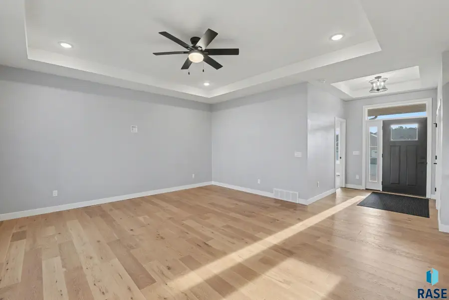 501 N Corsair Cir, Sioux Falls, SD 57110 - #3