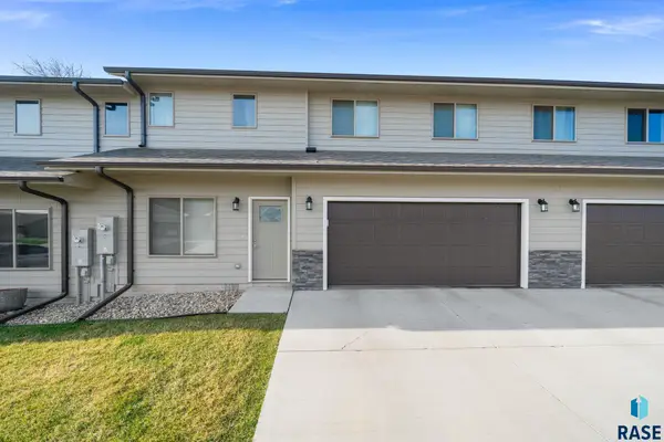 3523 E Siasconset Pl, Sioux Falls, SD 57108