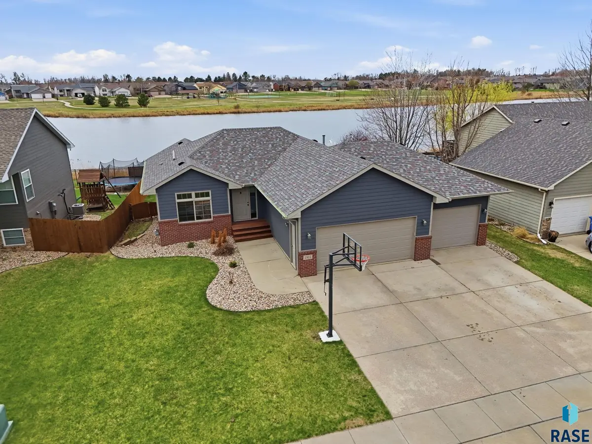 7317 W 61st St, Sioux Falls, SD 57106 - #1