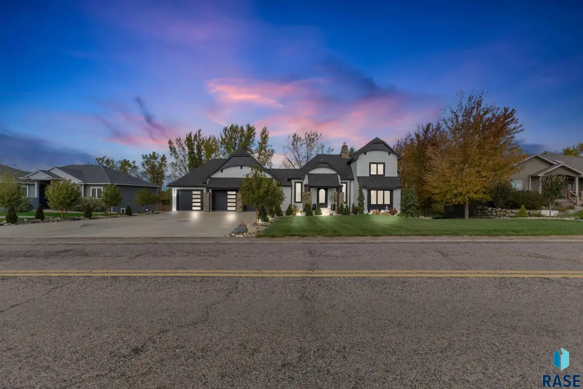 47138 298th St, Beresford, SD 57004 - #1