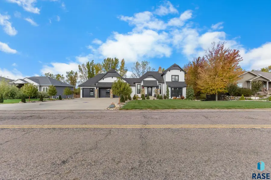 47138 298th St, Beresford, SD 57004 - #2