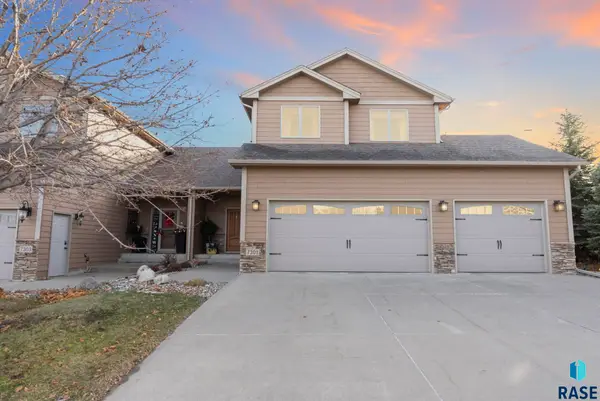 7301 S Grand Arbor Ct, Sioux Falls, SD 57108