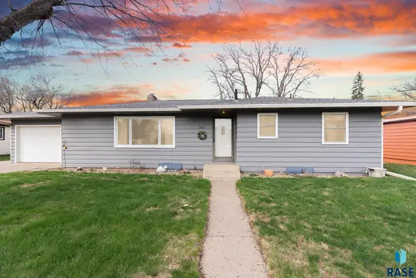 5412 W 15th St, Sioux Falls, SD 57106