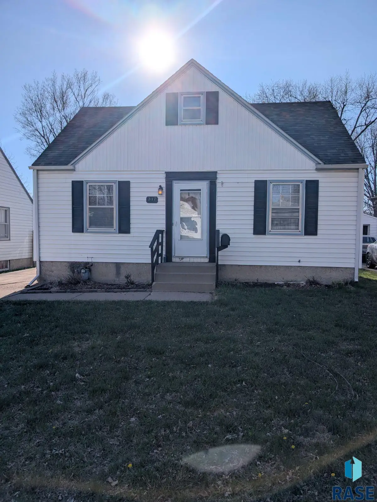 317 N Grange Ave, Sioux Falls, SD 57104 - #1