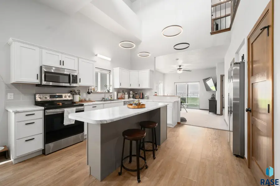 7210 E 45th St, Sioux Falls, SD 57110 - #3