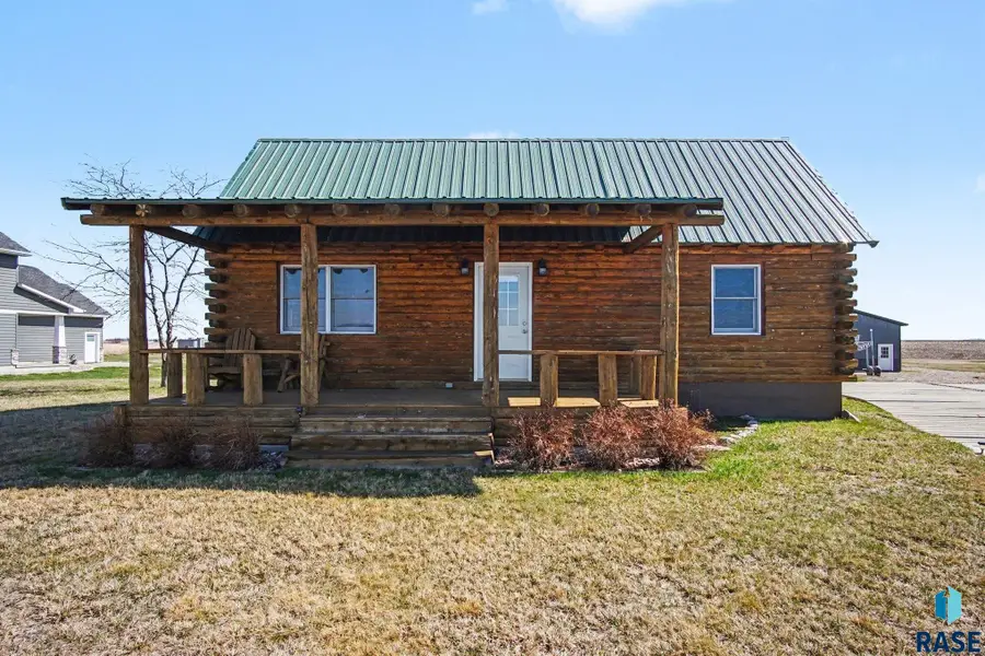 21251 Vantage Point Rd, Lake Preston, SD 57249 - #2