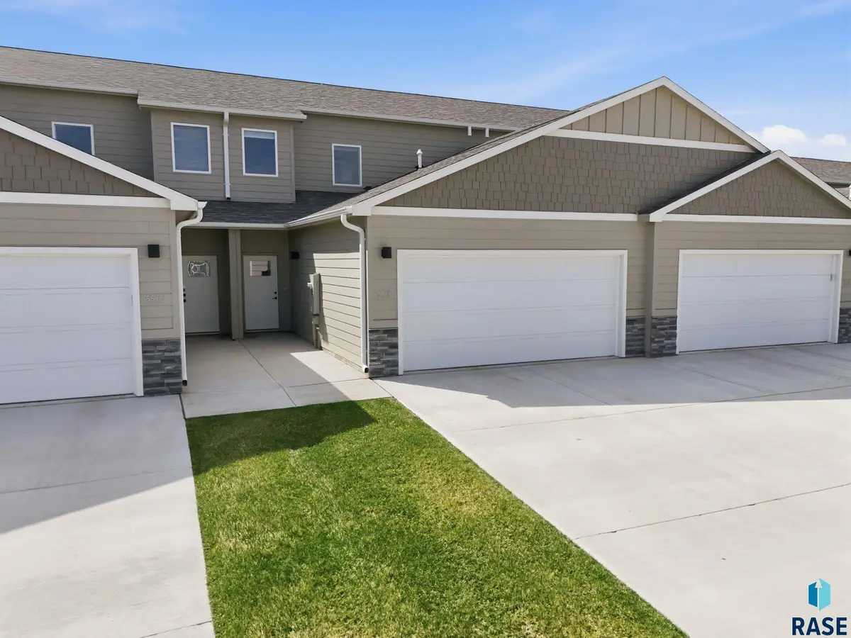 5513 Huntwood Ave, Sioux Falls, SD 57108 - #1