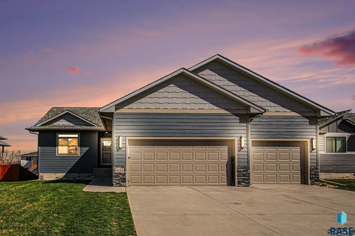 9016 W 24th St, Sioux Falls, SD 57106 - #1