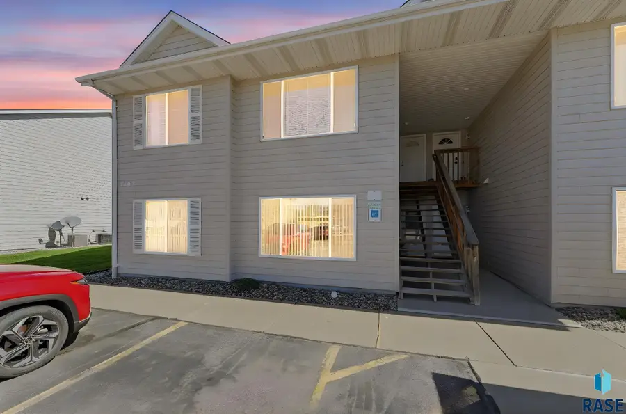 7107 W 56th St #18, Sioux Falls, SD 57106 - #2