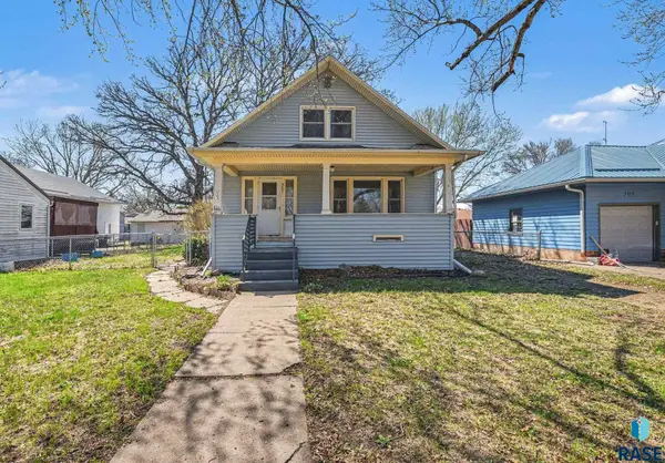 307 North St, Viborg, SD 57070