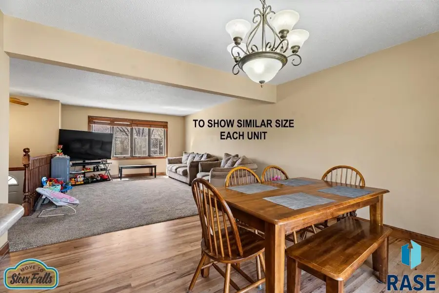 4400 4400&4402 S Locust Dr, Sioux Falls, SD 57105 - #3