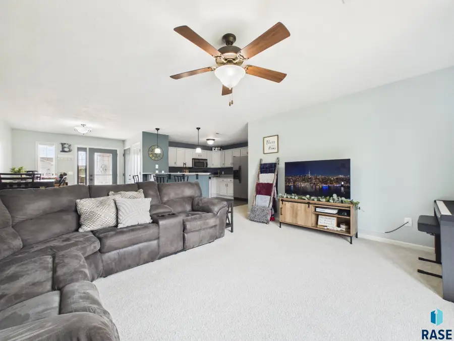 8508 W Lavern Wipf St #13, Sioux Falls, SD 57106 - #3