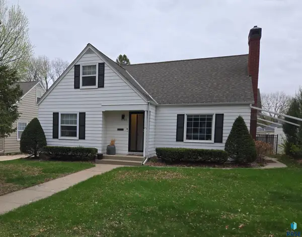 1720 S 6th Ave, Sioux Falls, SD 57105