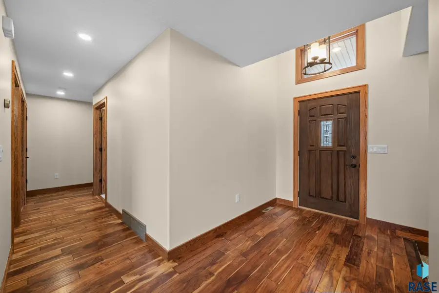 720 S Little Brook Ln, Sioux Falls, SD 57106 - #3