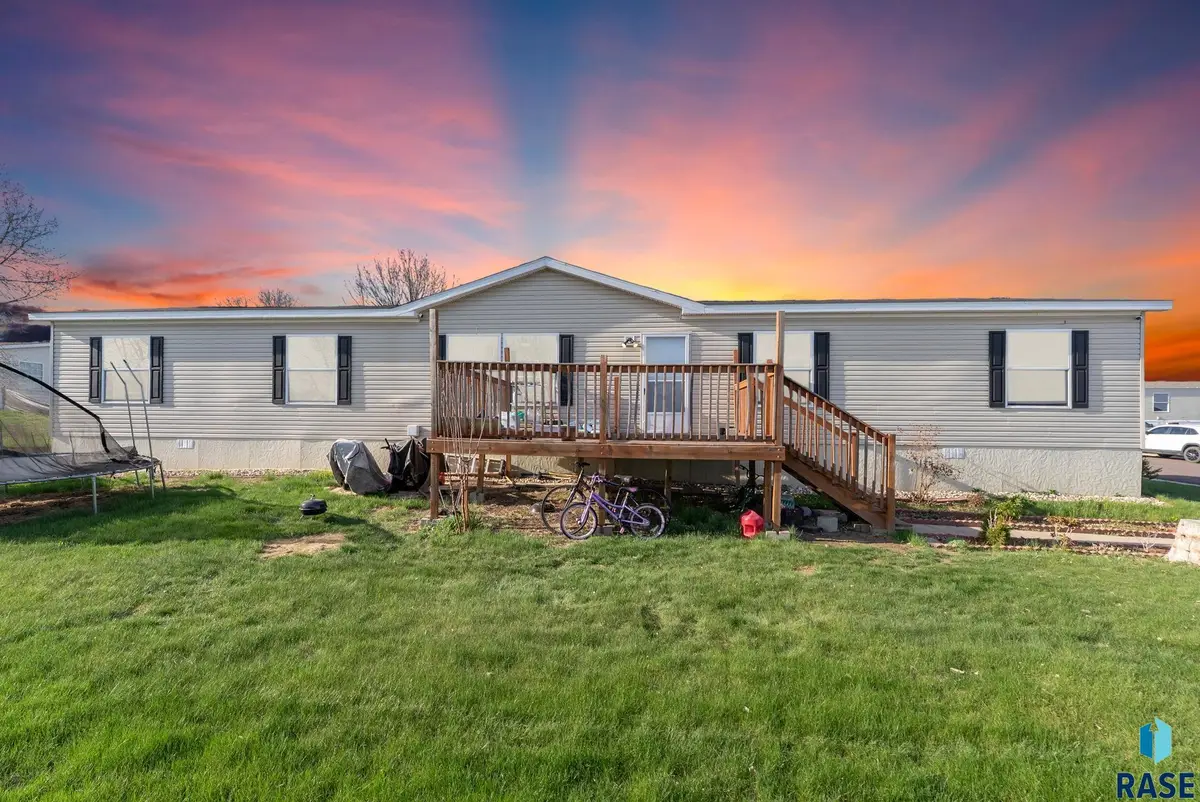 203 N Cory Pl, Sioux Falls, SD 57110 - #1