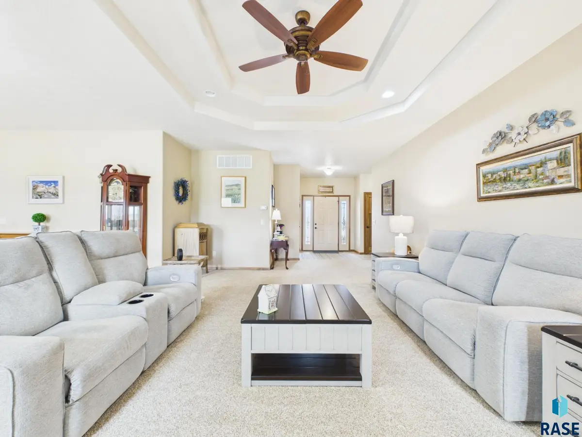 4213 S Orchid Ave, Sioux Falls, SD 57110 - #1