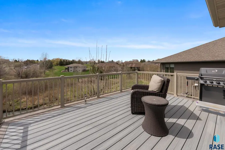 5917 S Nature Run Pl, Sioux Falls, SD 57108 - #3