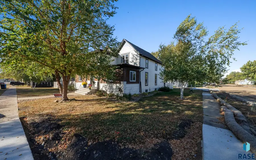 297 N Cedar Ave, Parker, SD 57053 - #3