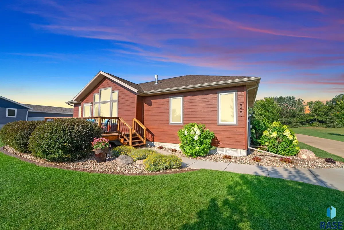 6463 Christiansen Ln, Wentworth, SD 57075 - #1