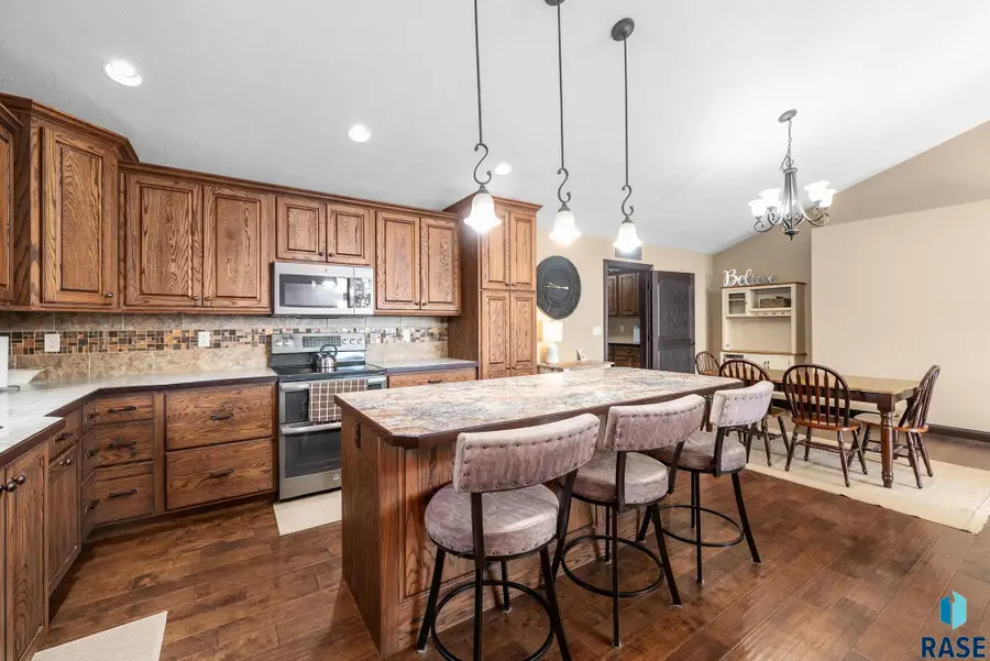 6463 Christiansen Ln, Wentworth, SD 57075 - #2