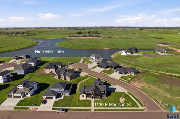 1130 E Madison St, Tea, SD 57064