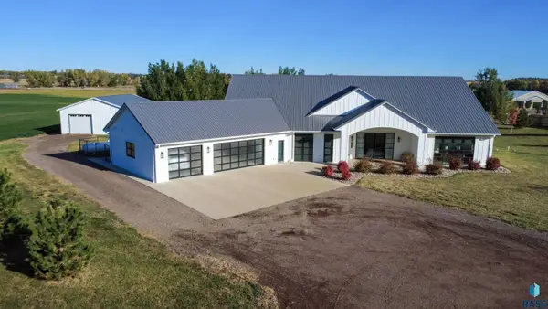 46592 268th St, Sioux Falls, SD 57106