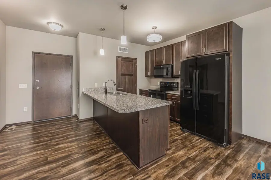 7701 S Townsley Ave #206, Sioux Falls, SD 57108 - #2