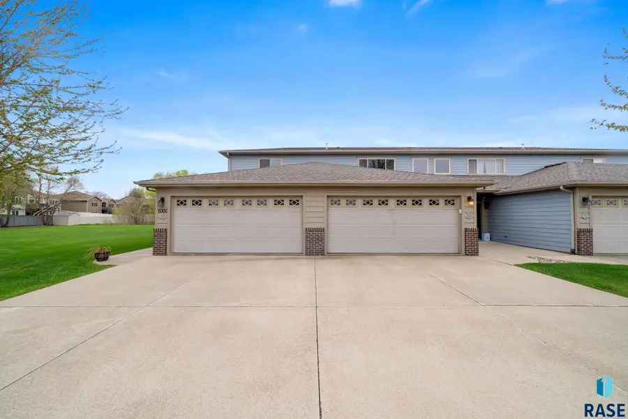 6300 Santa Rosa Cir #B, Sioux Falls, SD 57108 - #3