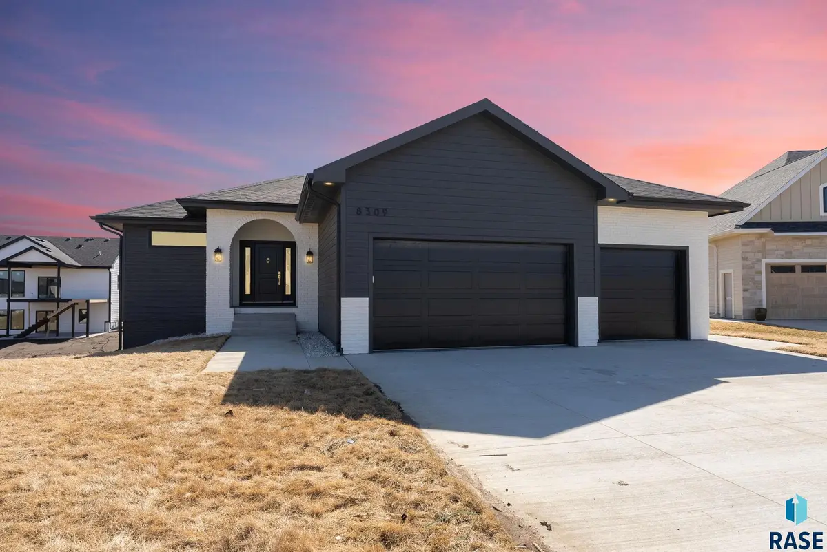 8309 E Sheridan Cir, Sioux Falls, SD 57110 - #1