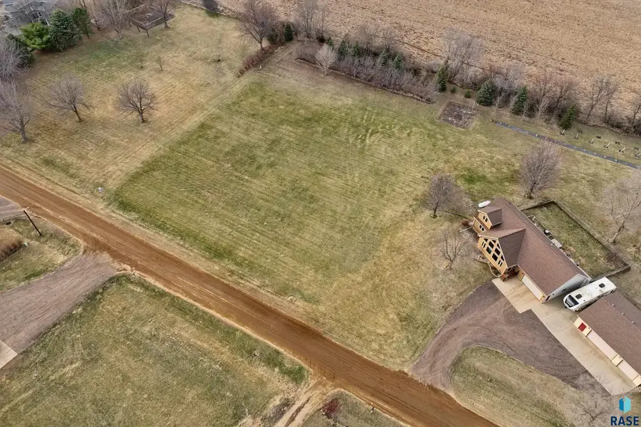 Country Ln, Hartford, SD 57033 - #3