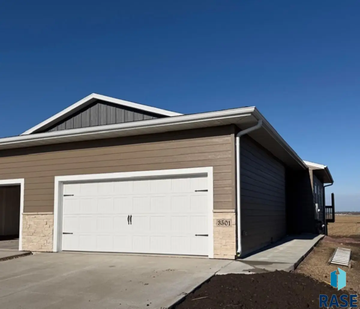 3501 S Heather Ave, Sioux Falls, SD 57106 - #1
