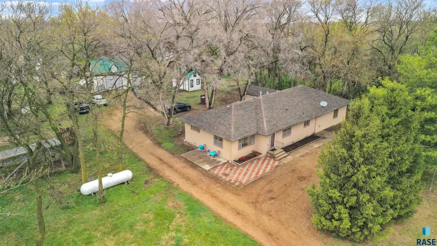 31015 470th Ave, Beresford, SD 57004 - #2
