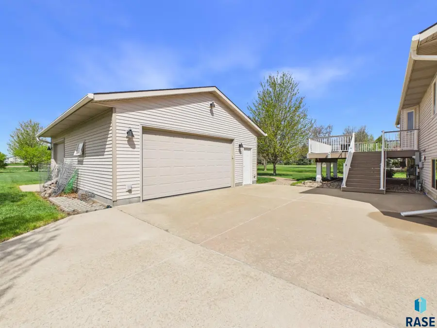 27297 Cypress Ave, Tea, SD 57064 - #2