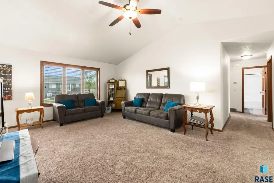 710 Fox Ct, Tea, SD 57064 - #3