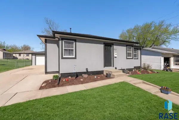 917 S Stephen Ave, Sioux Falls, SD 57103