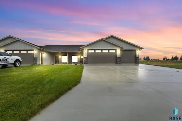 505 Mill Pond Rd #1, Rock Rapids, IA 51246